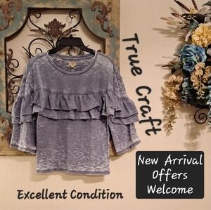 True Craft Gray Ruffle Blouse. Excellent Condition Size MEDIUM
